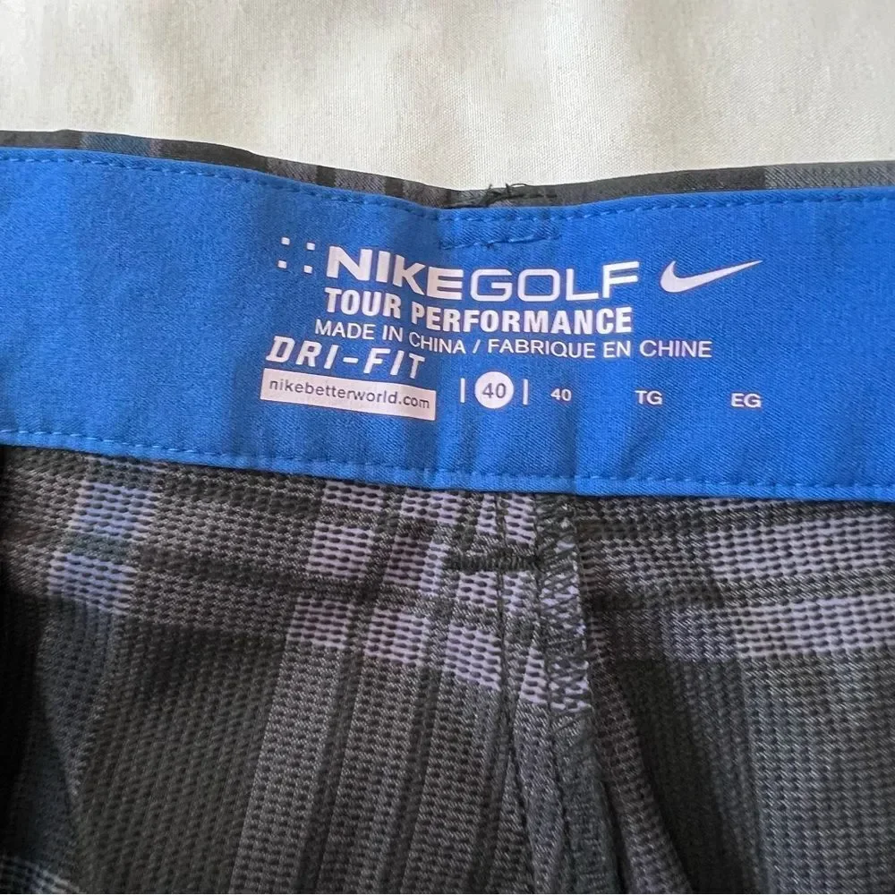 Nike NWT golf tour performance dri fit plaid shorts men size 40 standard fit